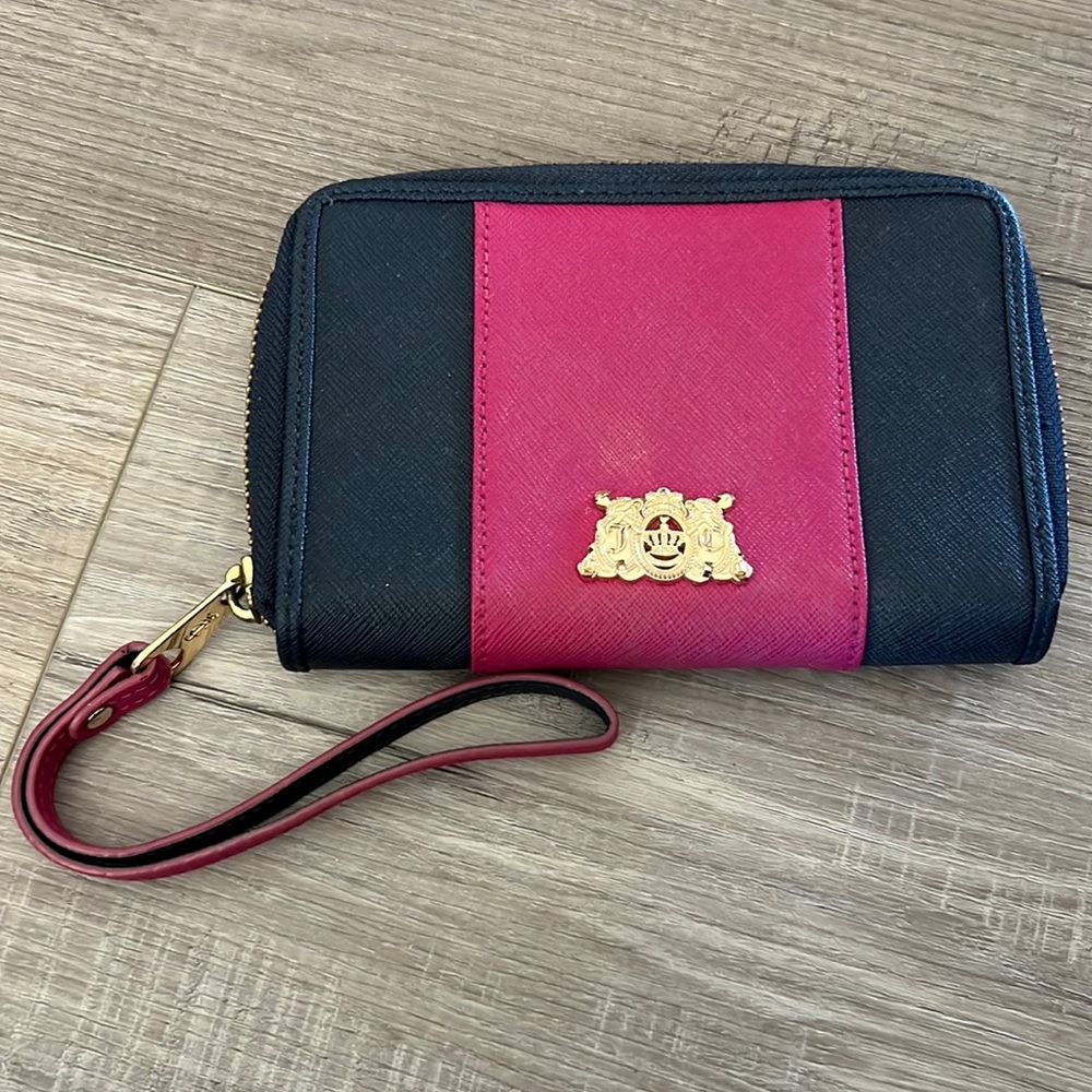 Juicy couture Zip Around Wallet/Wristlet pink Navy Blue gold hardware